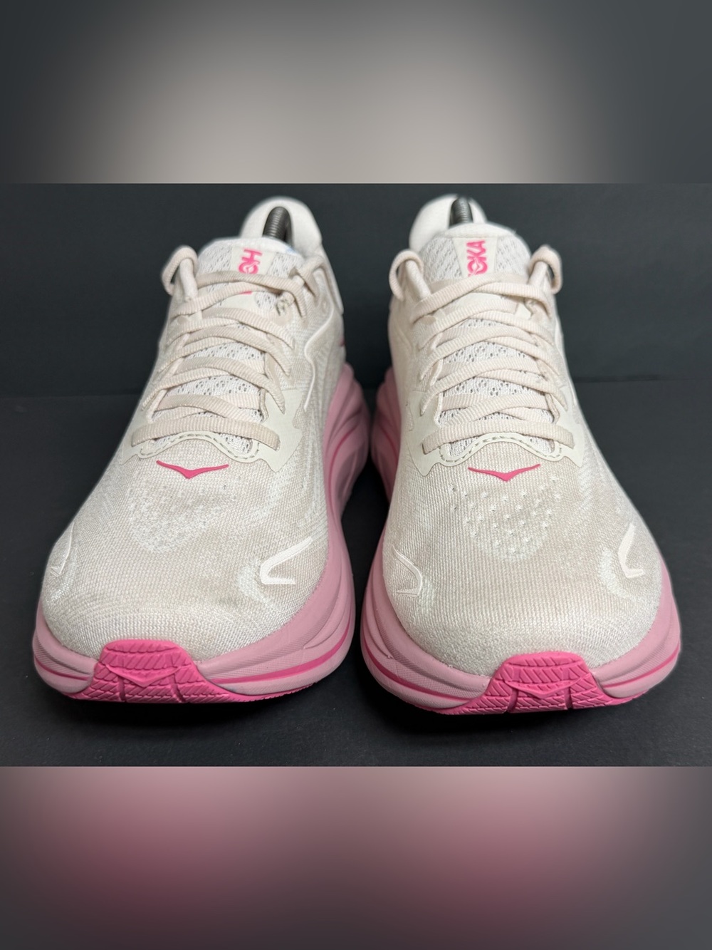 Hoka Clifton 10 Women’s Size 9.5 Rose Pale Pink Running Shoes BARELY WORN - Picture 4 of 11